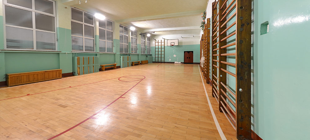 Sala gimnastyczna w szkole w Resku